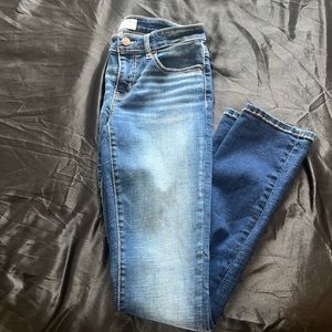Payton BKE mid-rise skinny jeans universal fit (brand new never worn)